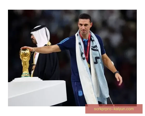 斯卡洛尼逼抢策略助力阿根廷国家队表现稳健，持续提升对手压力